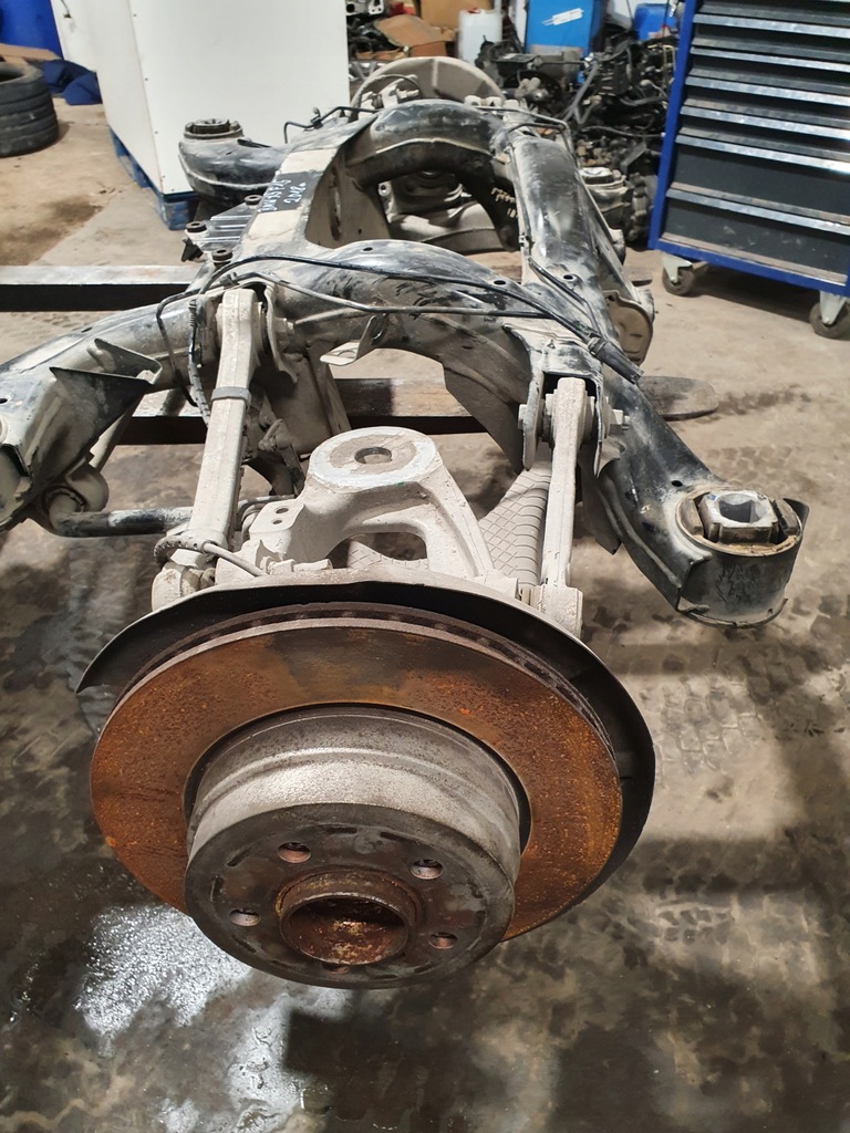 HINTERE TRÄGERAUFHÄNGUNG BMW X5 X6 F15 F16 2.0D Product image