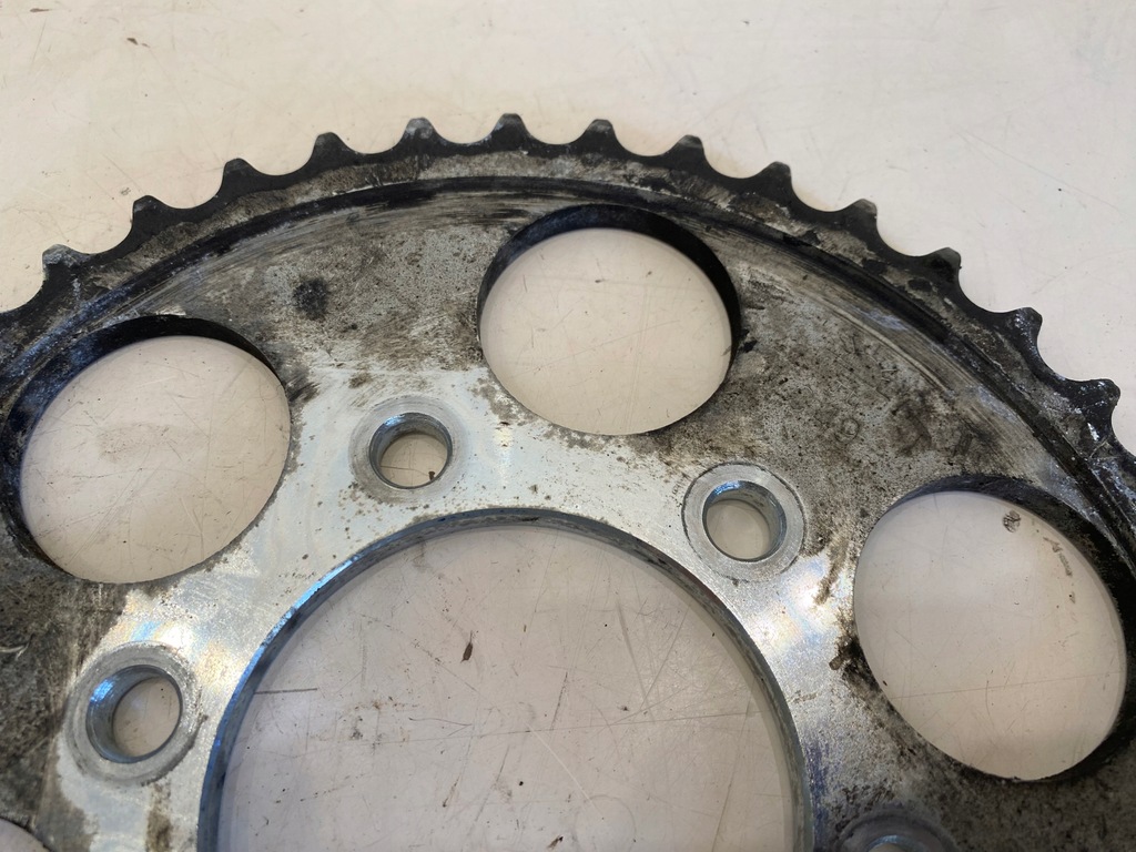 Suzuki RF 900 R 94–99 900R Hinterradantriebsritzel, Hinterradabtriebsritzel Product image