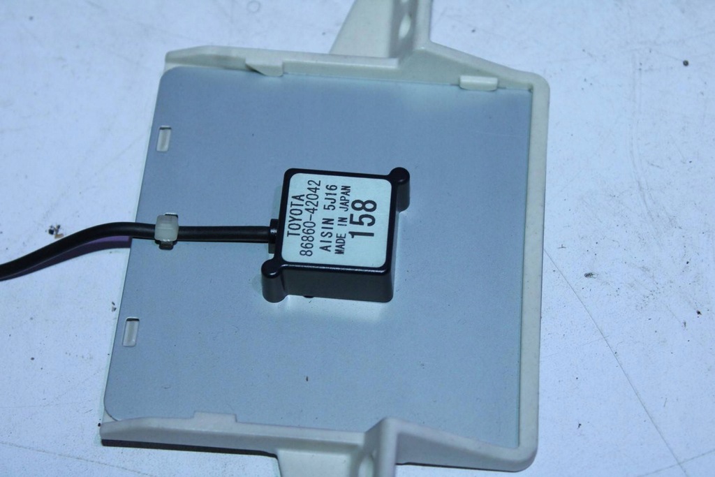 ANTENNE GPS-NAVIGATION TOYOTA RAV4 IV Product image