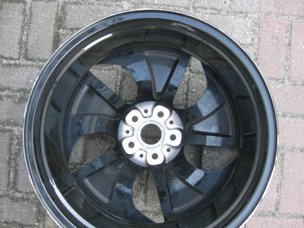 BMW i8 „20“ FELGE, RECHTS Product image