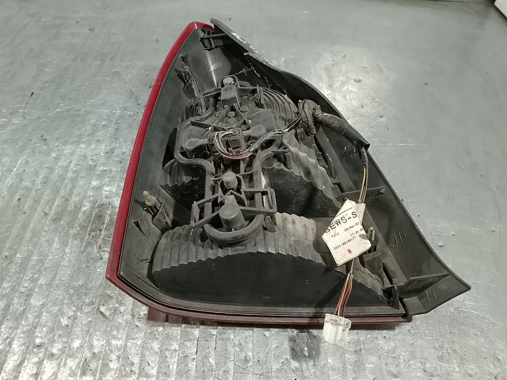 HECKLEUCHTE RECHTS NISSAN PRIMERA P12 ( 03-07 ) SEDAN Product image