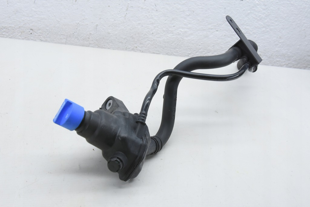 BMW 1 F40 F44 (F1H) 19- EINFÜLLROHR ADBLUE STECKER Product image