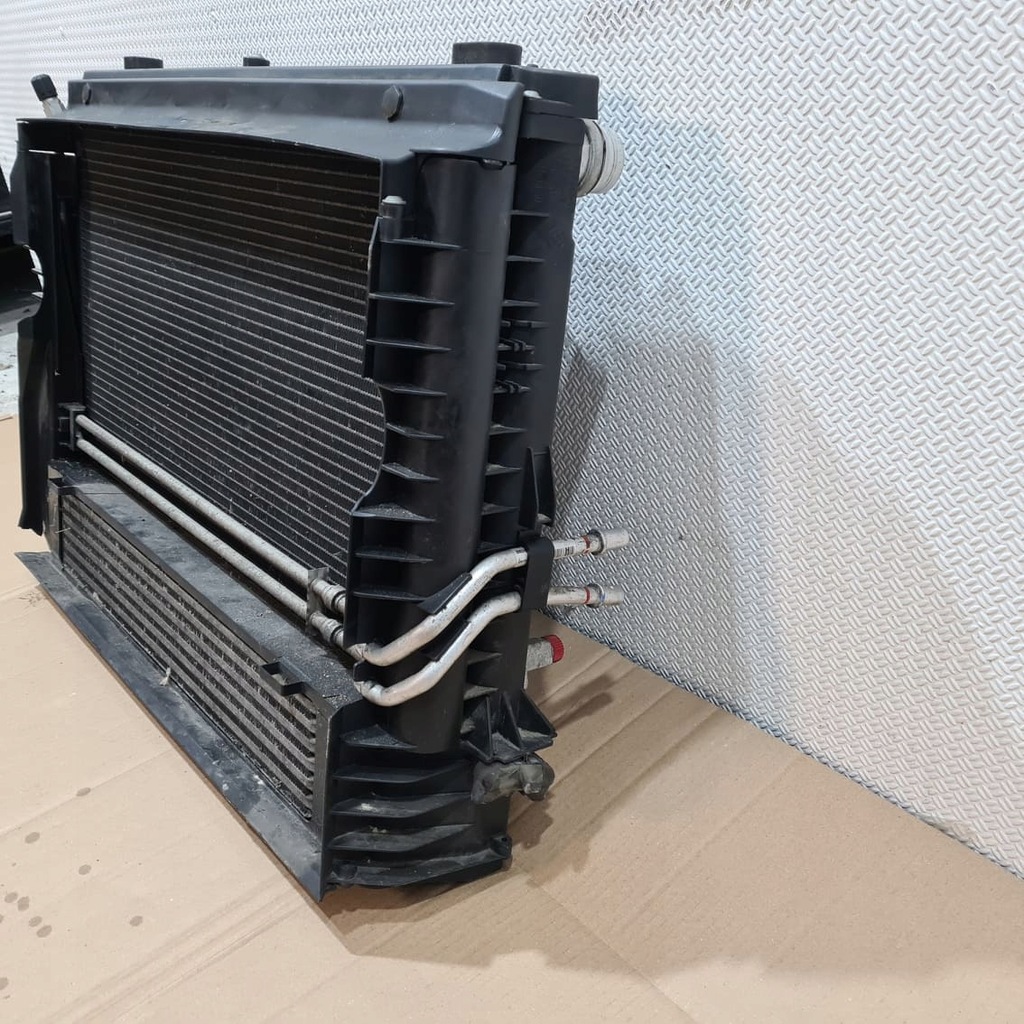 BMW E60 E61 LIFT KÜHLERSATZ, LÜFTER, WASSER Product image