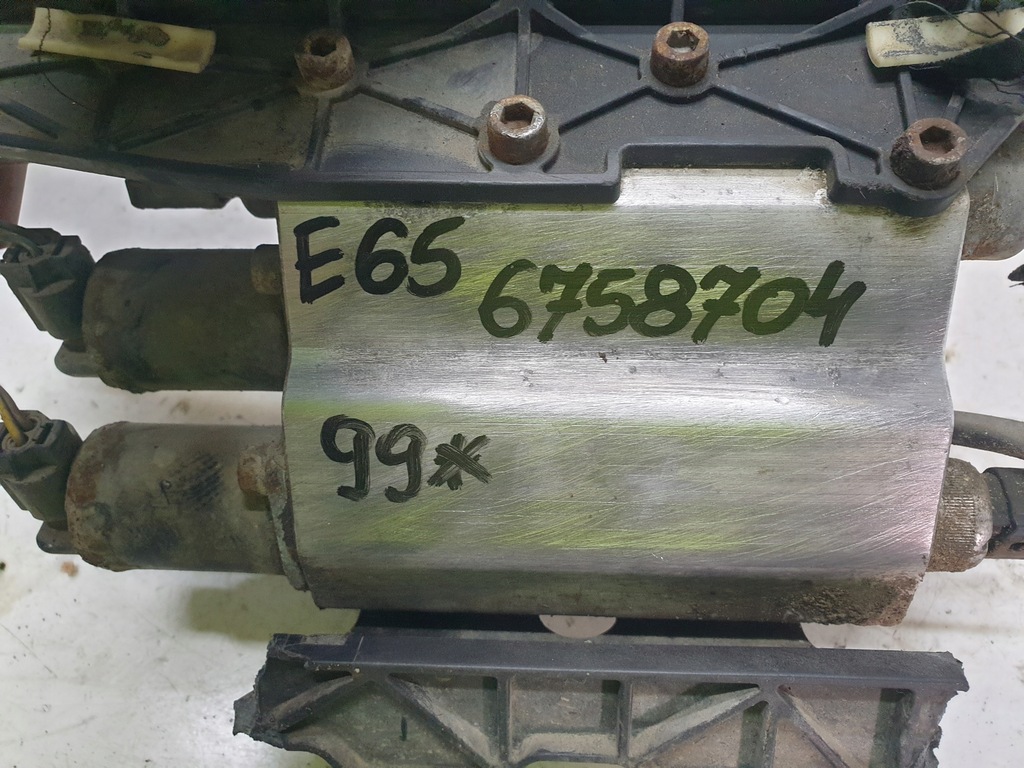 FEDERPUMPE BMW E65 6758704 Product image