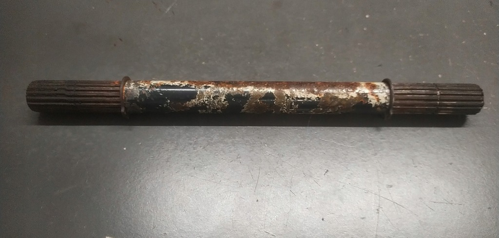 ISEKI SXG22 SCHÜSSELANTRIEBSWELLE Product image