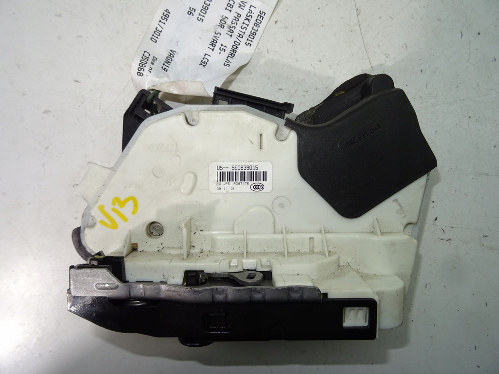 VW PASSAT TÜRSCHLOSS HINTEN LINKS 5E0839015 Product image