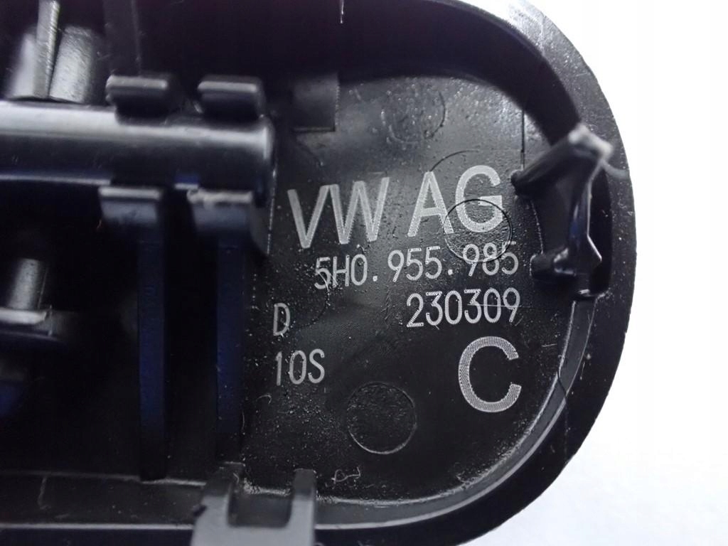 WASCHSCHEIBENDÜSE LINKS ORIGINAL 5H0955985 VW TOURAN II III 5T 23R Product image