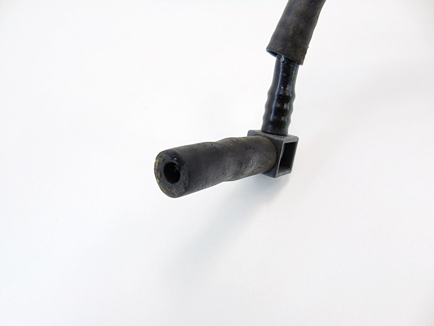 Kraftstoffkabel vom Chassis zum Citroen C2 VTR 1.4 8V 2005 Tank Product image