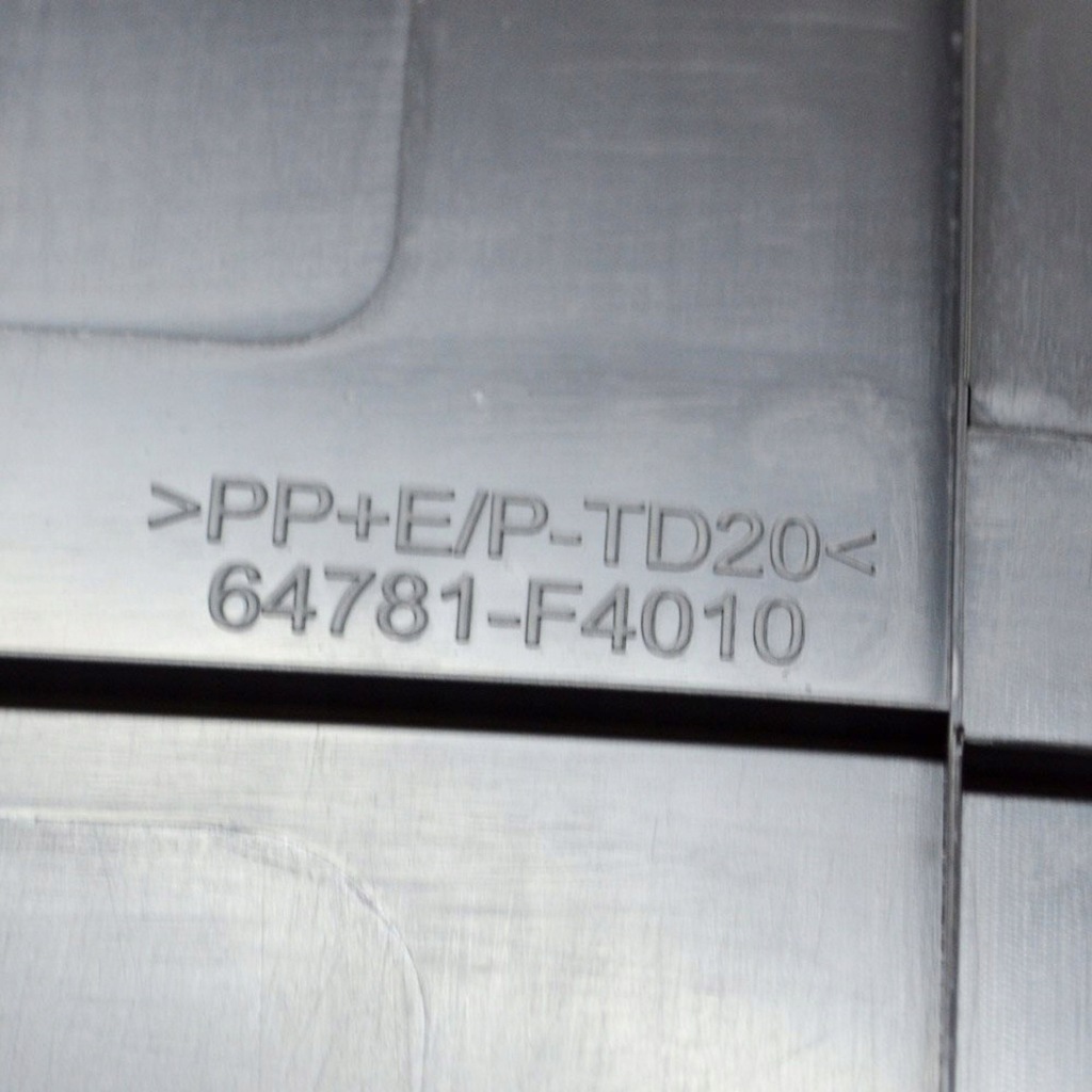 Toyota C-HR und 2021 Poody / Uphonstem Tripper Heckklappe Product image