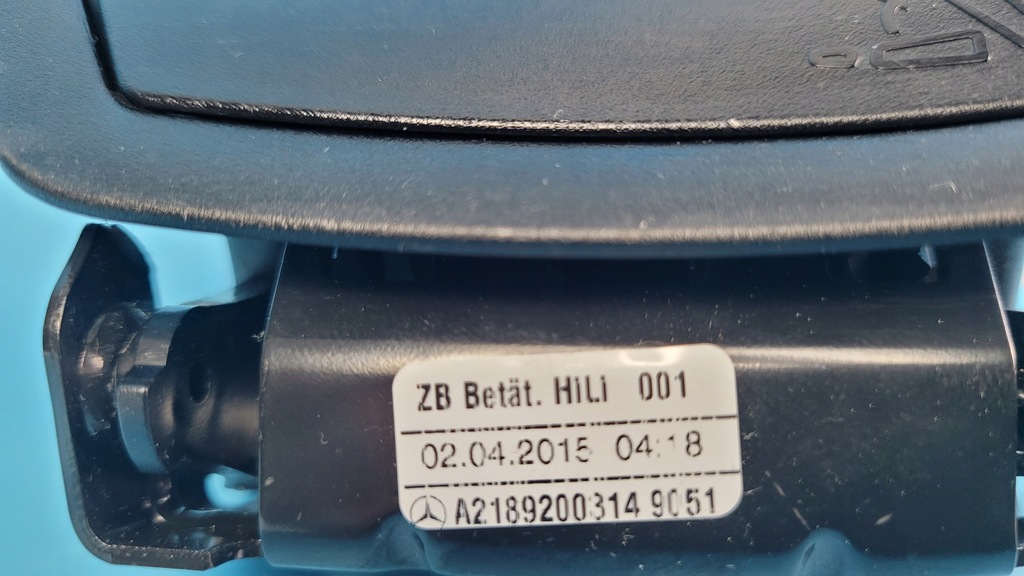 MERCEDES W218 CLS 350 SCHLOSS SCHLOSSGRIFF SITZGRIFF LINKS A2189200072 Product image