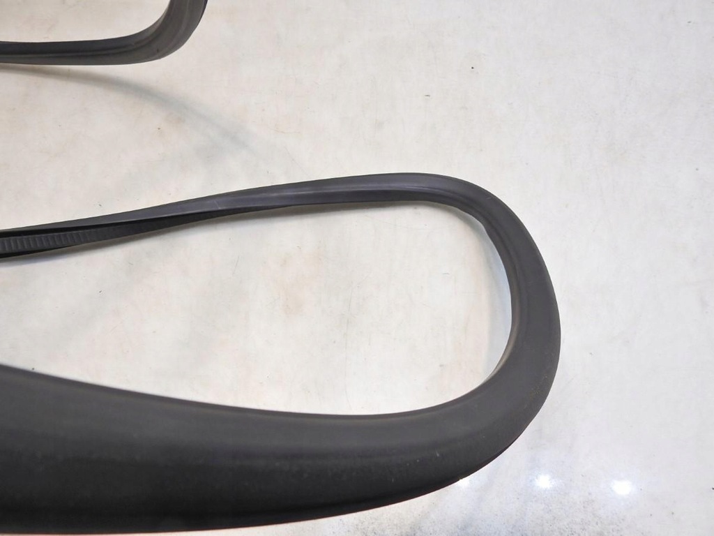TÜRDICHTUNG, RECHTS HINTEN OPEL INSIGNIA A COMBI Product image