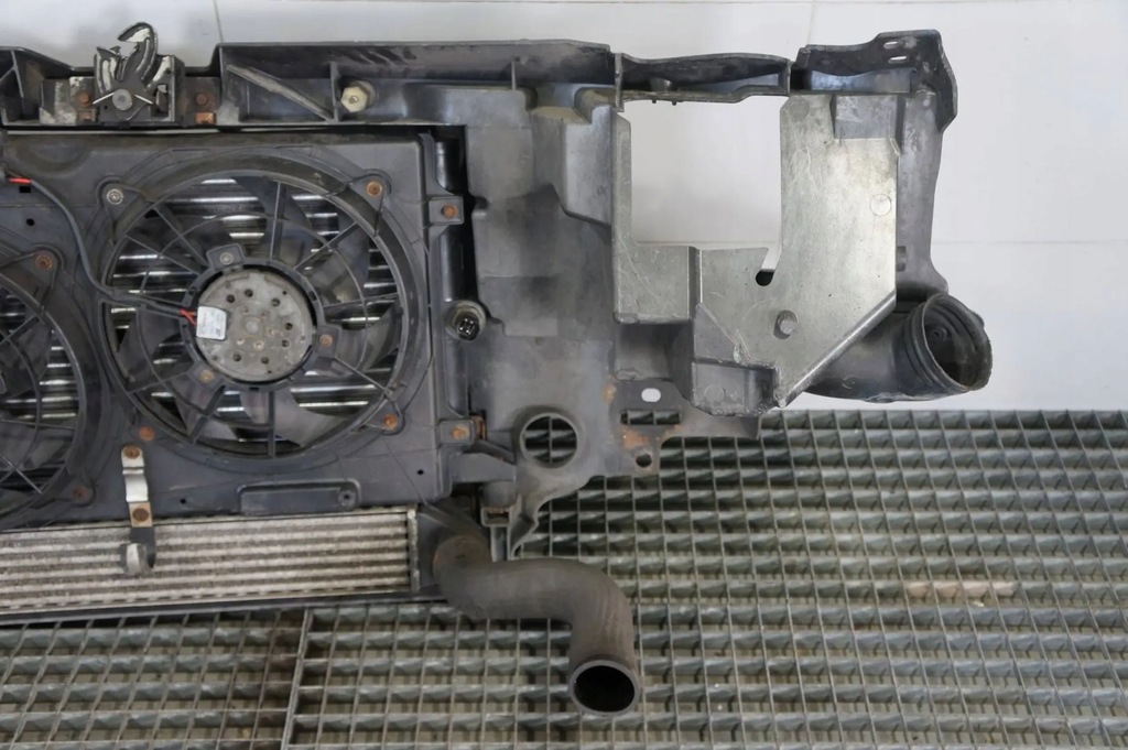 VORDERER RIEMEN VORDERE VERSTÄRKUNG KÜHLERSATZ SEAT ALHAMBRA I LIFT Product image