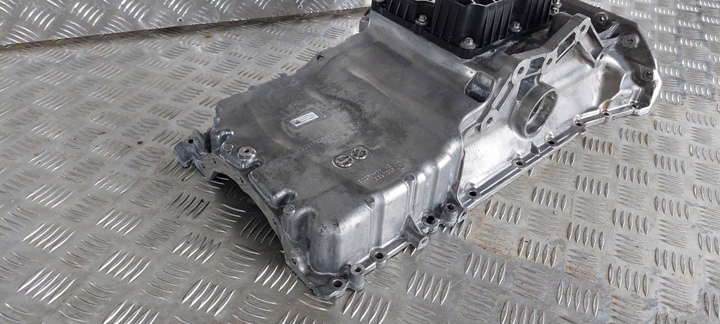 MERCEDES ÖLWANNE W253 W205 W213 OM656 Product image