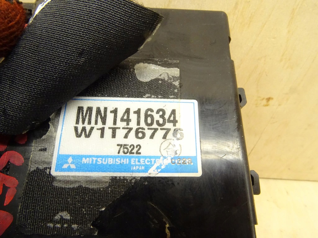 CITROEN C-CROSSER PDC-CONTROLLER-MODUL MN141634 Product image