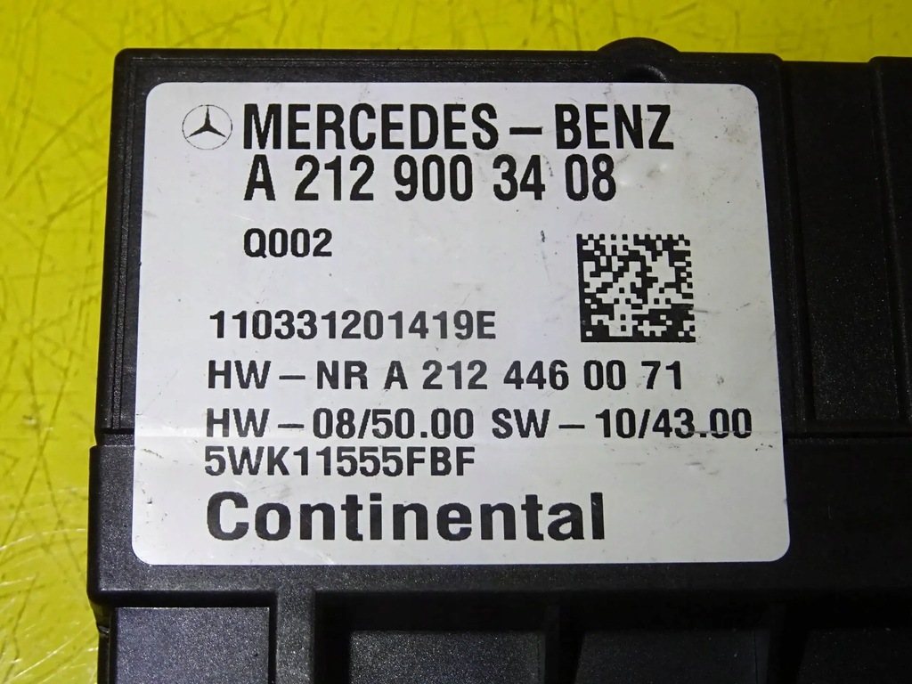 KRAFTSTOFFPUMPENSTEUERMODUL MERCEDES W204 W212 W218 A2129003408 NR443 Product image