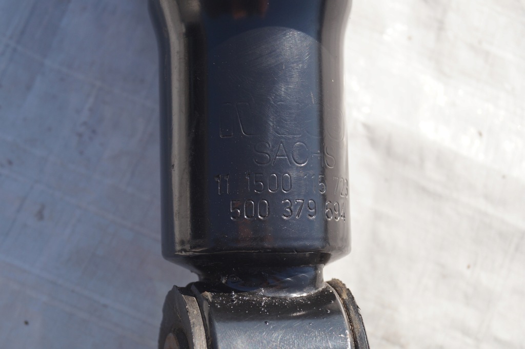 IVECO KABINE STOSSDÄMPFER 500379694 111500115723 Product image