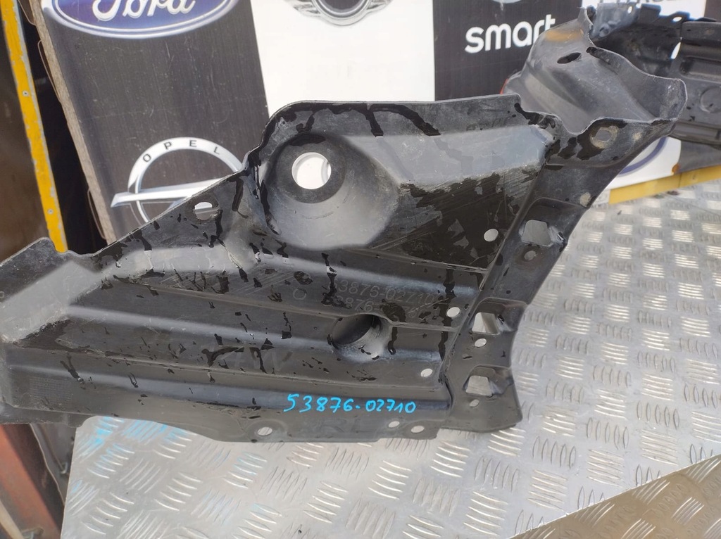 TOYOTA COROLLA E27 Radkästen vorne links Limousine 53876-02710 Product image