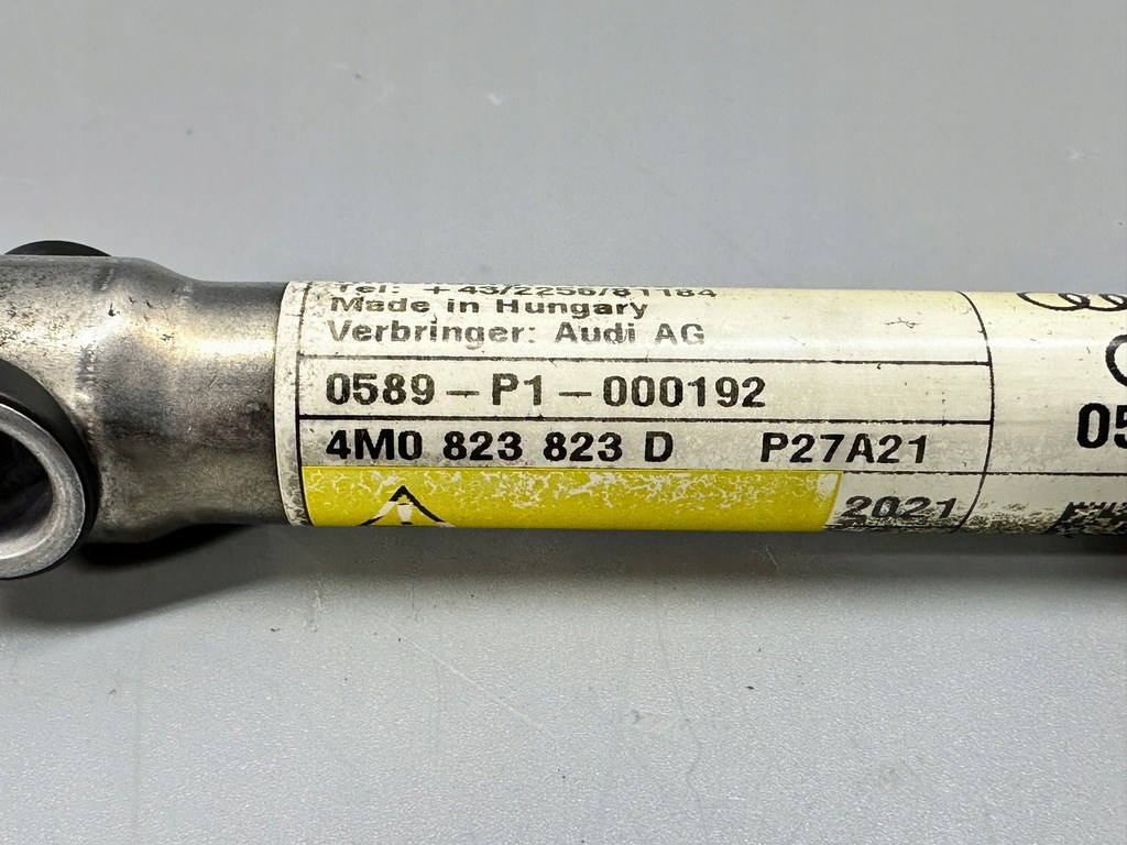 AUDI Q7 SQ7 II 4M LIFT PYROTECHNISCHE KARTUSCHENMASKEN 4M0823823D Product image