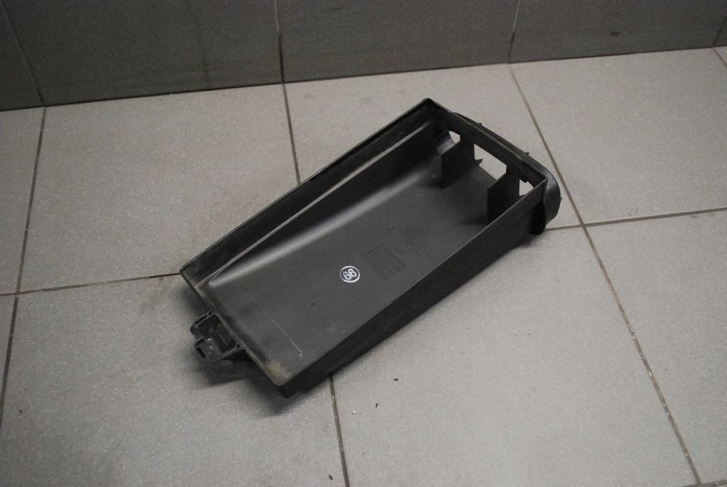 INNENRAUMFILTERGEHÄUSE BMW E65 8379958 Product image