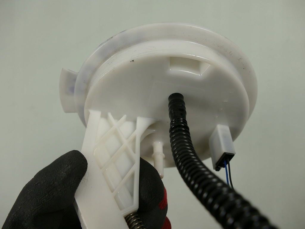 MERCEDES C W204 3.0 CDI SCHWIMMFÜLLSTANDSENSOR 10r Product image
