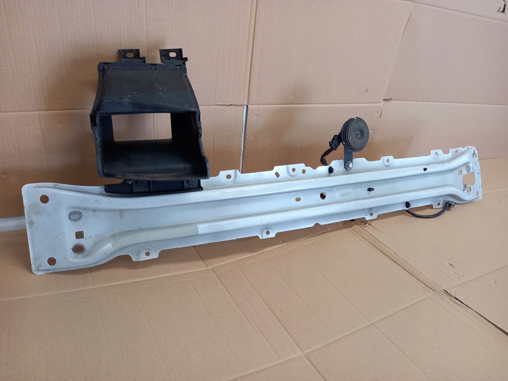 VORDERER STOßSTANGENTRÄGER SUZUKI SWIFT MK8 2020-58270-79S00 Product image