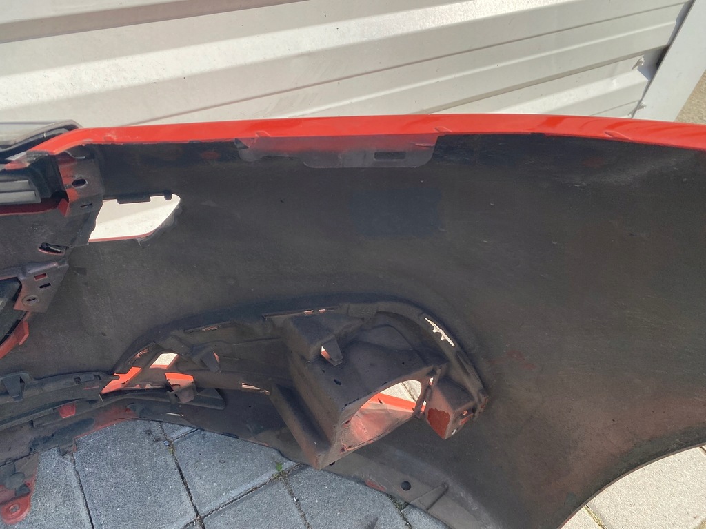 Vordere Stoßfänger vorne Peugeot 208 und EU anheben Product image