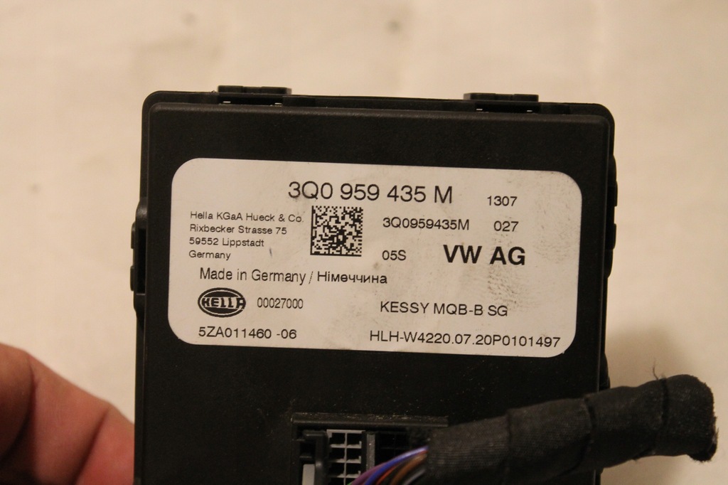 VW PASSAT B8 KESSY KEYLESS MODUL SEAT AUDI TIGUAN Product image