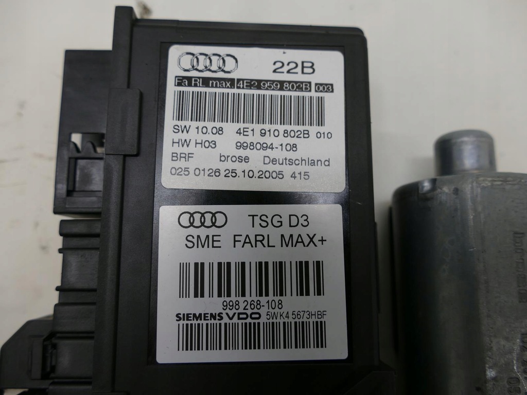 AUDI A8 D3 LIFT WINDSCHUTZSCHEIBENMOTOR RECHTS VORNE Product image