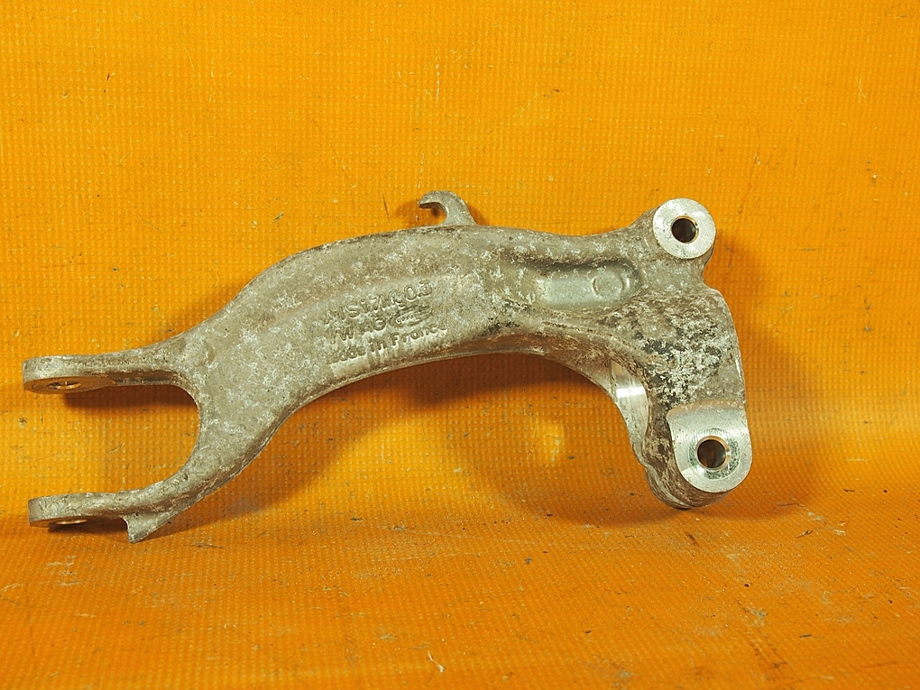 Audi A4 8W B9 58KM Stoßdämpferhalterung RECHTS 8w0413038 Product image