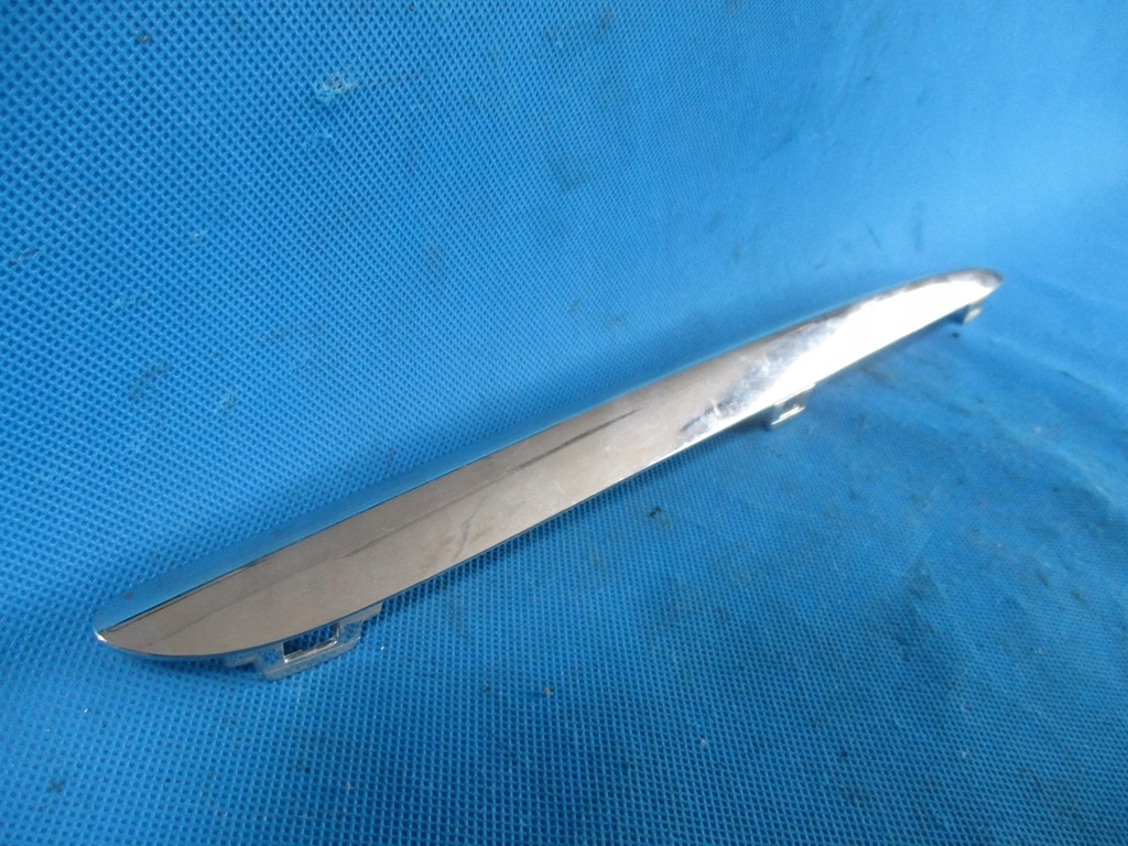 CHROMGRILLLEISTE MERCEDES W177 A1778881400 Product image
