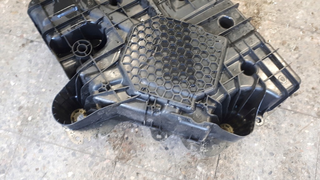 P1001374 AdBlue Expert III Jumpy III Proce II Tank Product image