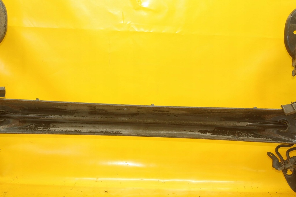 Renault Kangoo Hinterrad -Achse Product image