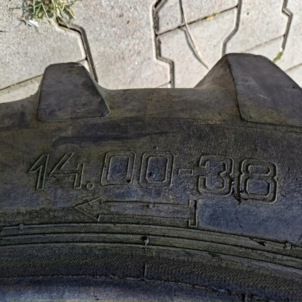 REIFEN 14.00/38 14.00R38 Danubiana (E5943) Product image
