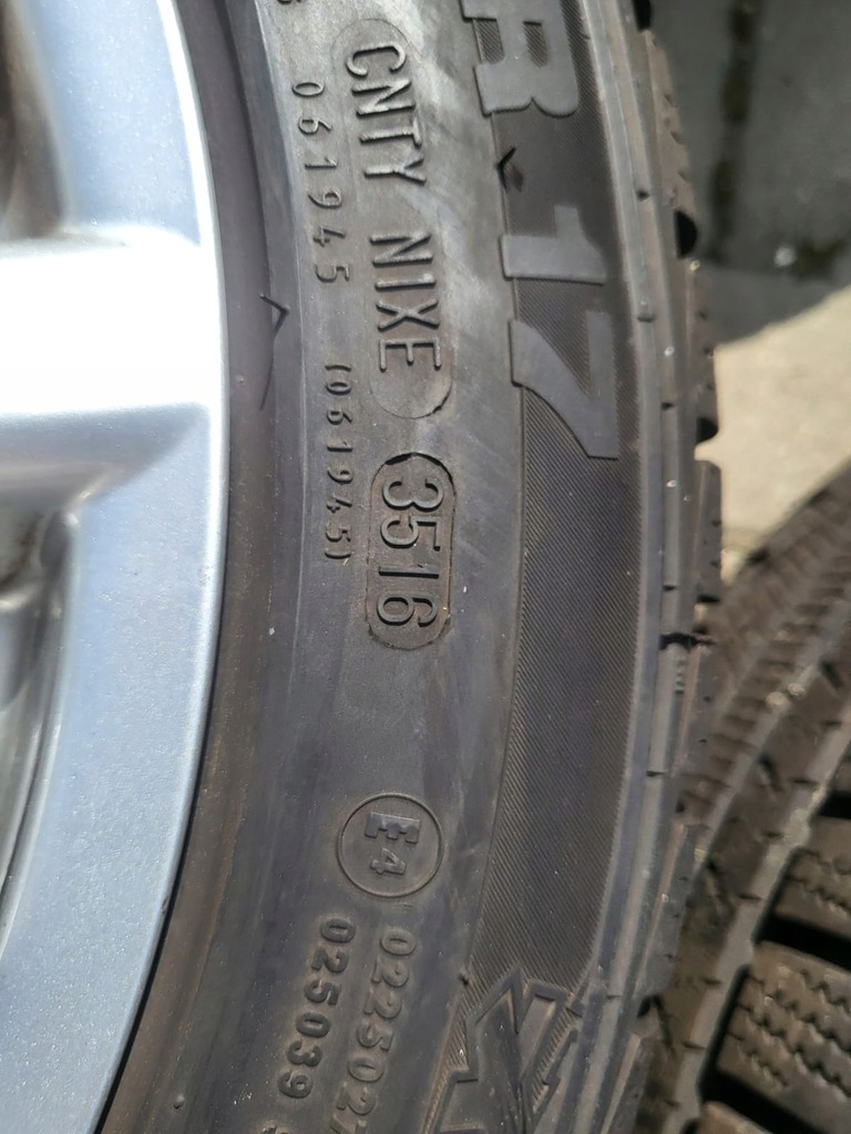 MERCEDES C W204 GLK Felgen auf Winterreifen wie neu Product image