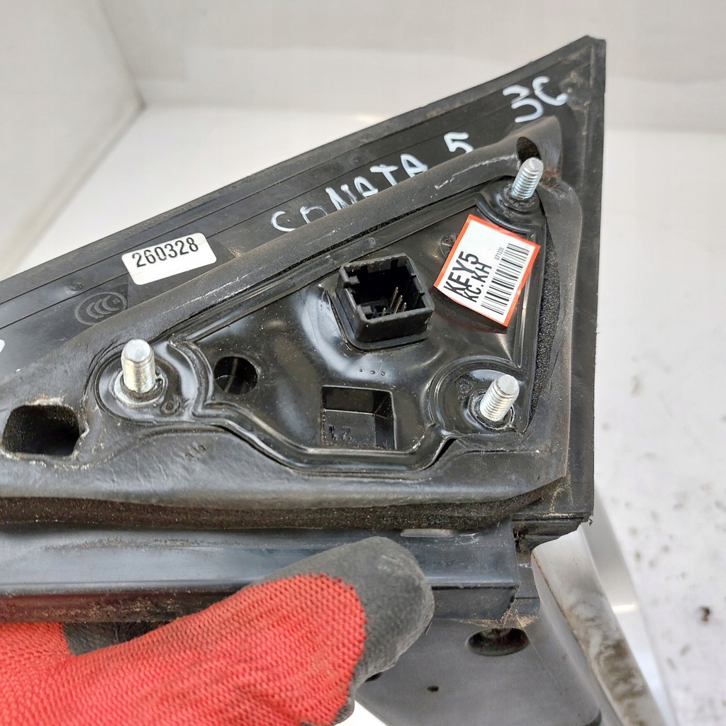 HYUNDAI TERRACAN SPIEGEL RECHTS 5PIN Product image