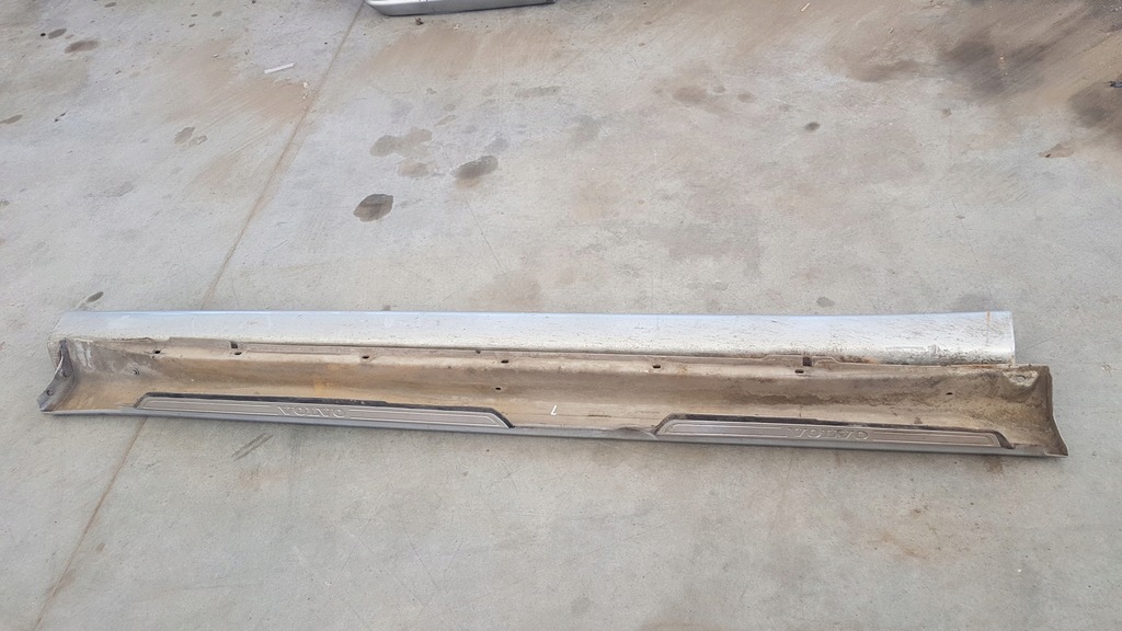 OVERLAY-RAHMENABDECKUNG LINKS VOLVO V70 97R 426-41 EU Product image