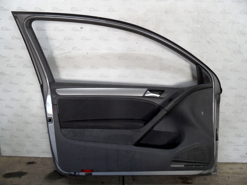 VW Golf VI 10r Tür nach vorne Product image
