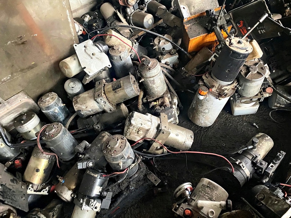 24V-Elektromotor, hydraulische Kipppumpe Product image
