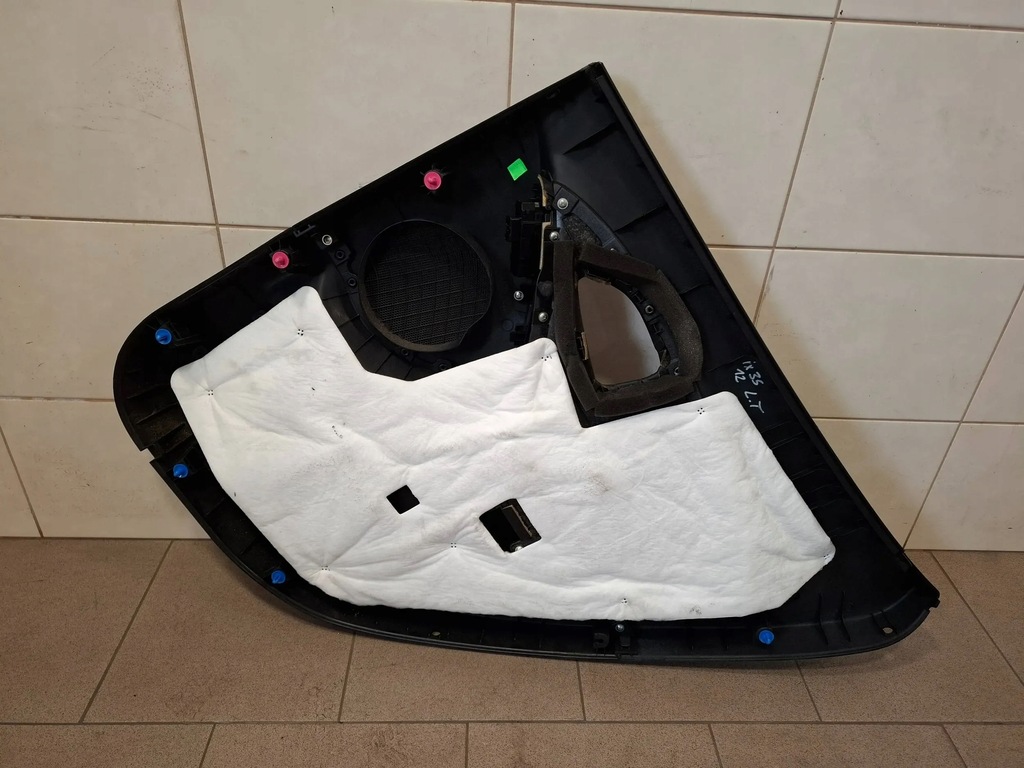 Hyundai ix35 10-15 TÜRPOLSTERUNG LINKS HINTEN 83310-2Y000 Product image
