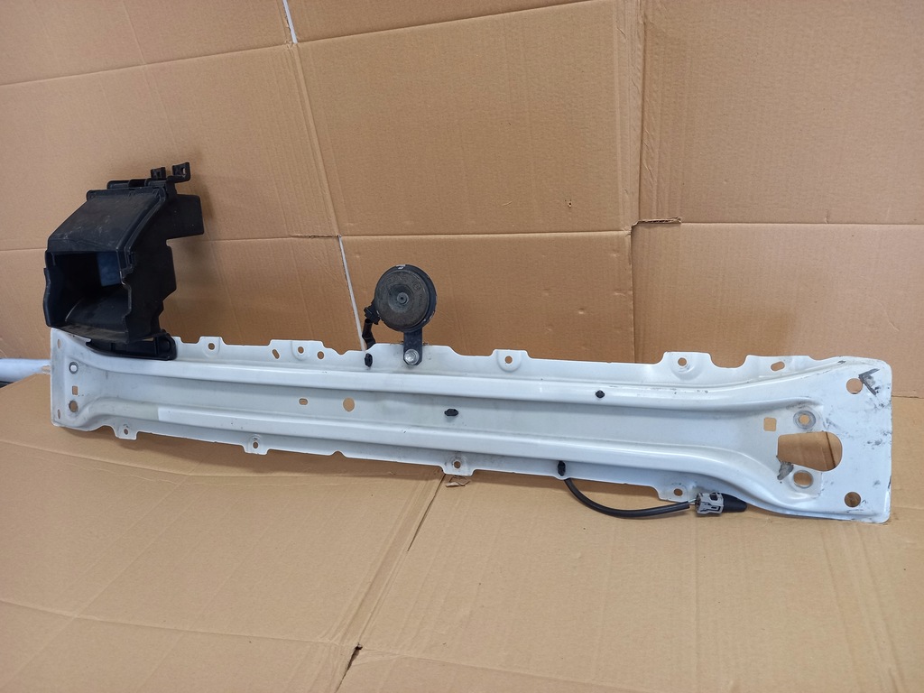 VORDERER STOßSTANGENTRÄGER SUZUKI SWIFT MK8 2020-58270-79S00 Product image