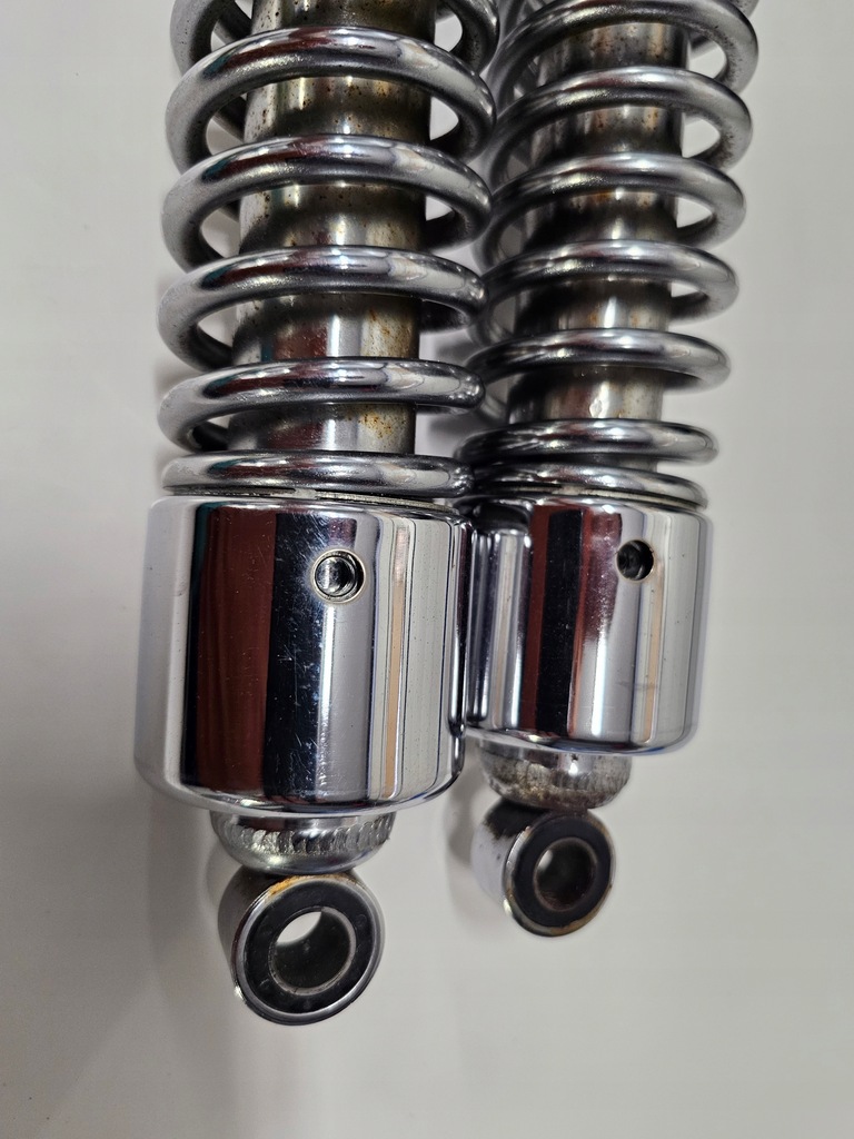 Suzuki Intruder VS 700 VS 750 VS 800 Stoßdämpfer hinten Product image