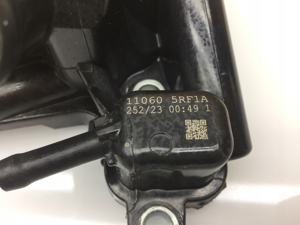 Renault Clio V 1.6 E-Tech Hybrid Thermostat Wassersensor Product image