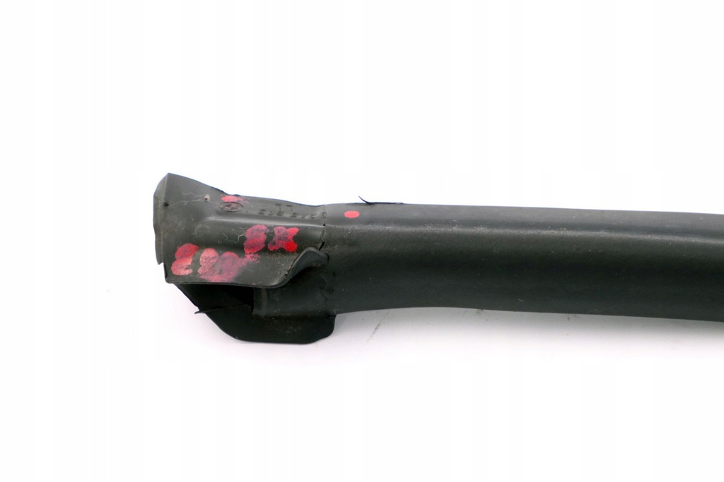 BMW X3 E83 Motorhaube Haubendichtung links Product image