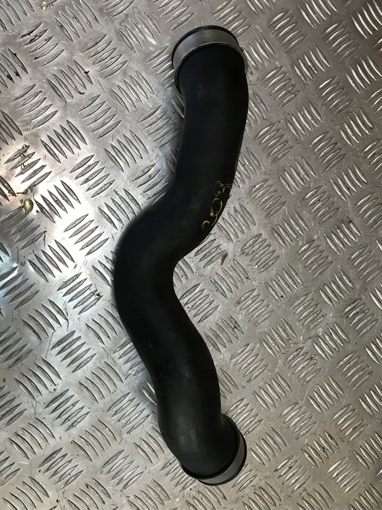 Mercedes W209 Ladeluftkühlerrohr OE 2095280682 Product image