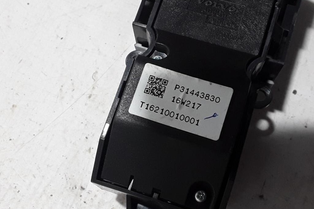 Start/Stop Volvo XC90 II 31443830 2.0L Diesel 173KW 2017 Taste Product image