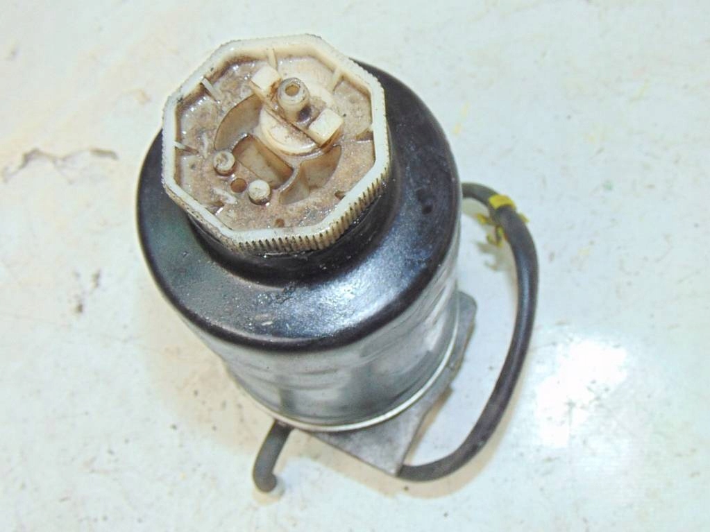 MAZDA 5 V I 2.0D 143KM 07 MANUELLE KRAFTSTOFFPUMPE Product image