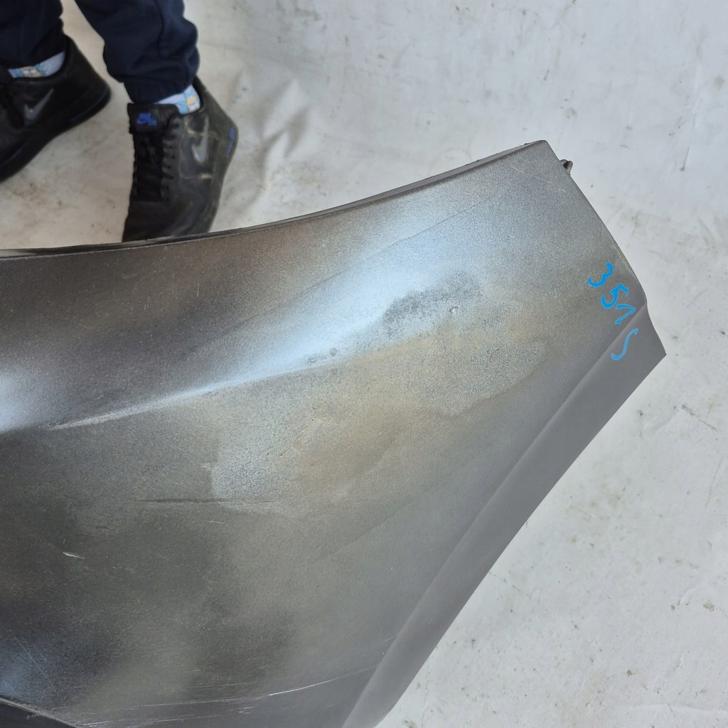 Peugeot 208 und 15-Front-Stoßfänger vorne 9810513777 Product image