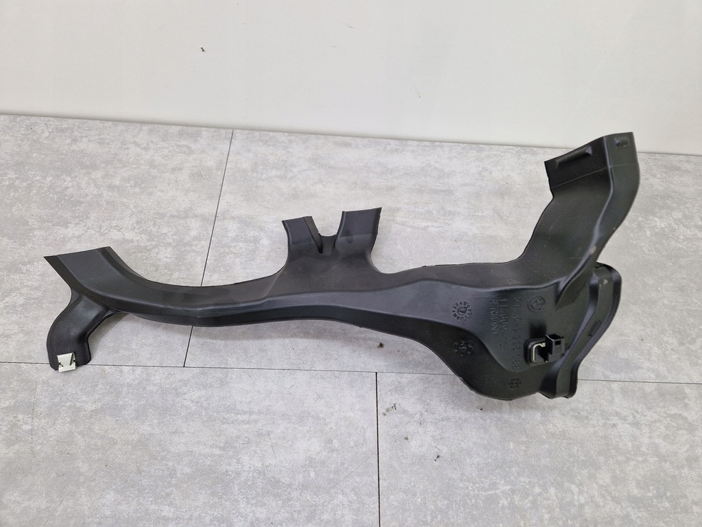 BMW F20 F30 F34 F36 LUFTHEIZKANAL 9205388 Product image