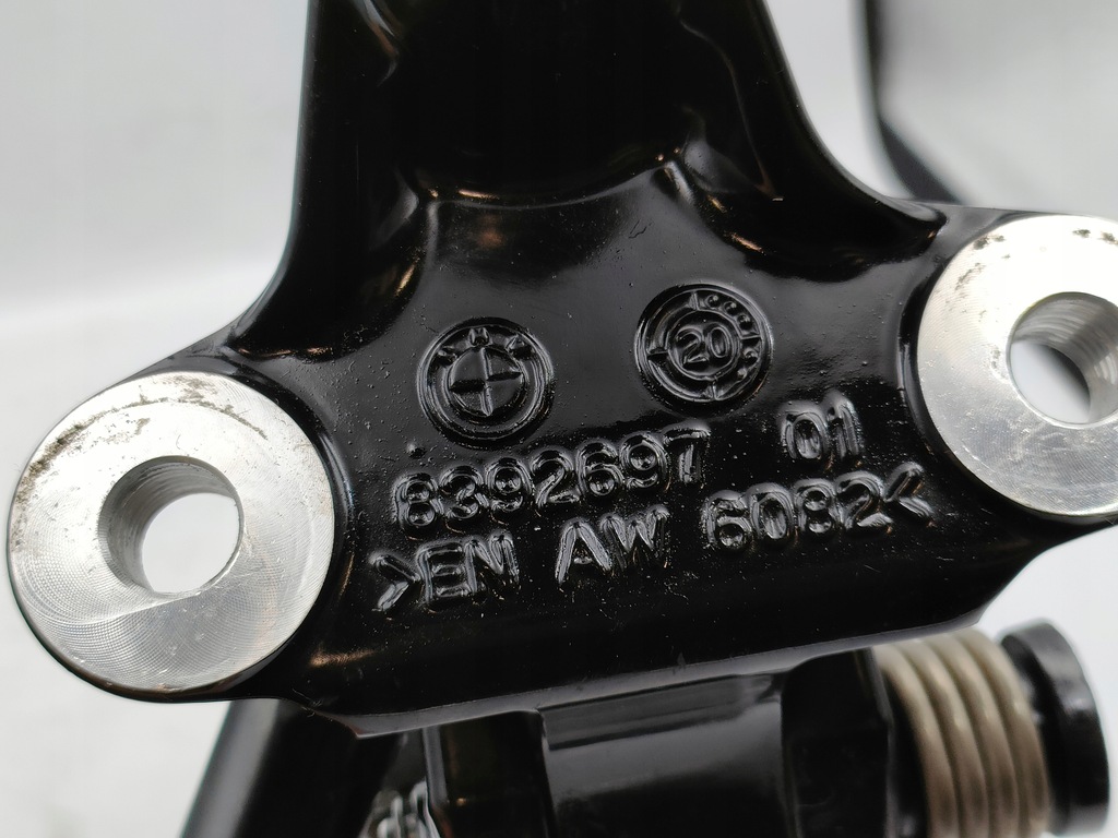 FUSSRASTEN-SET LINKS SCHALTHEBEL BMW R18 B K35 Product image