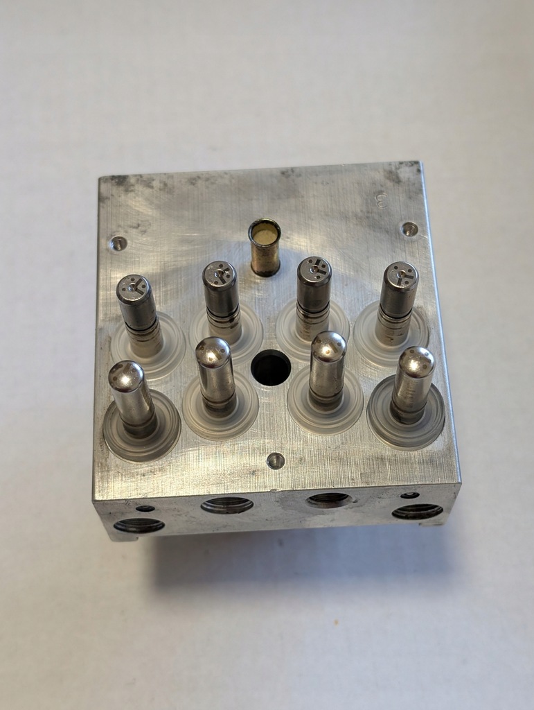 Regenerierte ABS-Pumpe Peugeot 206+, 207 Product image